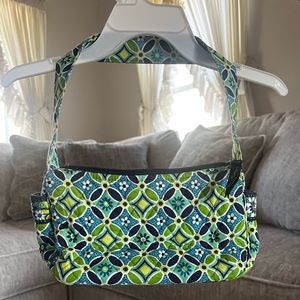 Vera Bradley Shoulder purse (Daisy Daisy pattern)